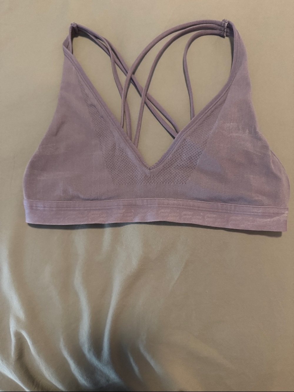 Fabletics Lavender Strappy V-Neck Seamless Bralette